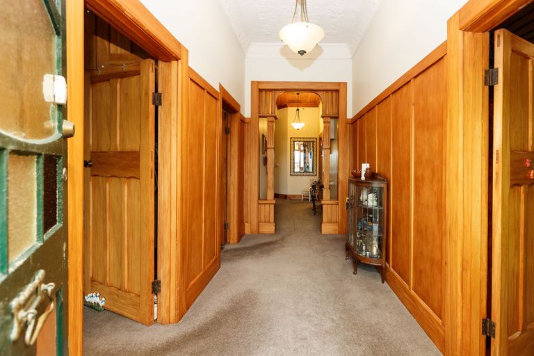 Photo of property in 35 Fitzroy Street, Terrace End, Palmerston North, 4410