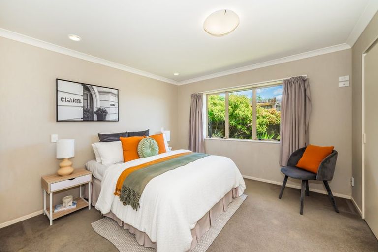 Photo of property in 53 Realm Drive, Paraparaumu, 5032