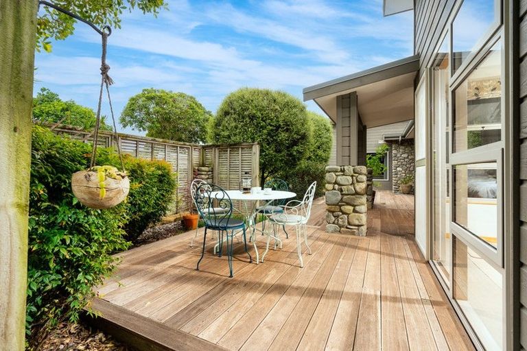 Photo of property in 54 Kohekohe Road, Waikanae, 5036