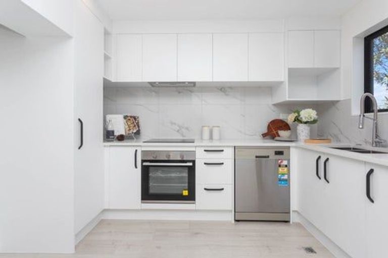 Photo of property in 4f Hyde Street, Manurewa East, Auckland, 2102