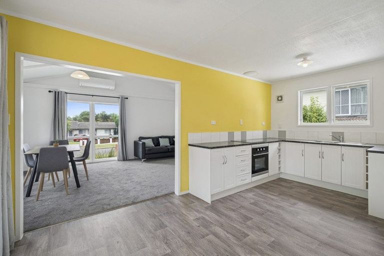 Photo of property in 44 Joanne Crescent, Pukehangi, Rotorua, 3015