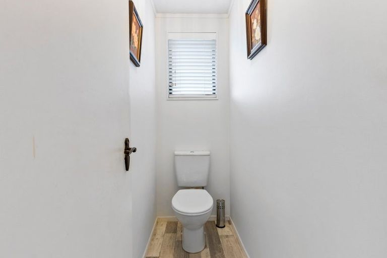 Photo of property in 2/8 Murray Street, Wallaceville, Upper Hutt, 5018