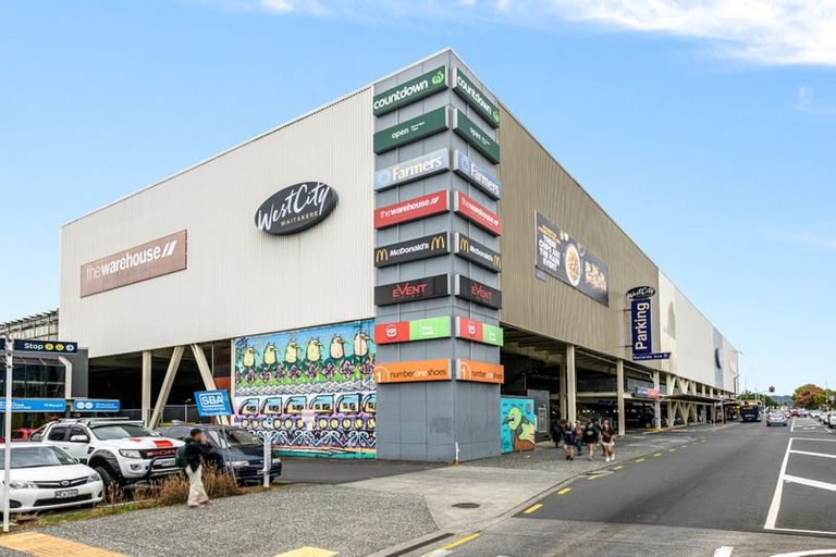 Photo of property in 10/3 Matuhi Rise, Henderson, Auckland, 0612