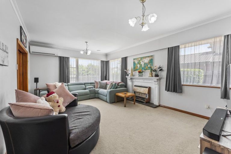 Photo of property in 27 Epuni Street, Hutt Central, Lower Hutt, 5011