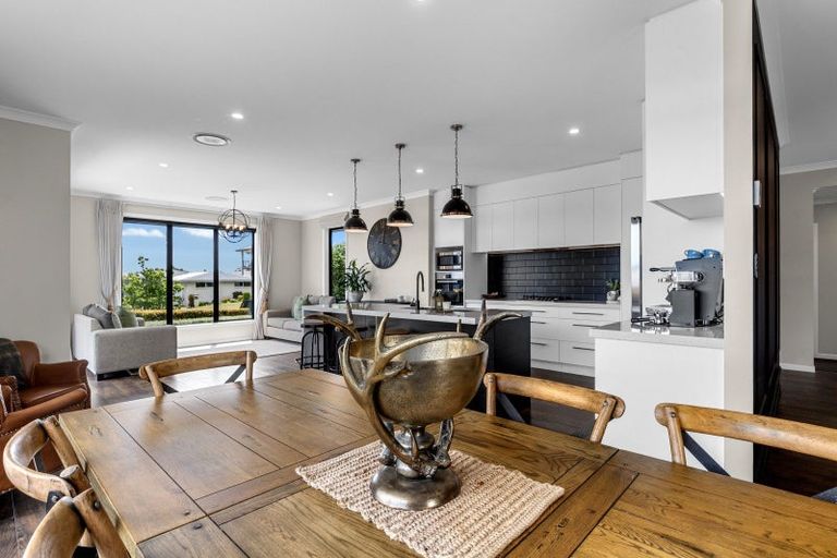 Photo of property in 10 Benmore Crescent, Pyes Pa, Tauranga, 3112