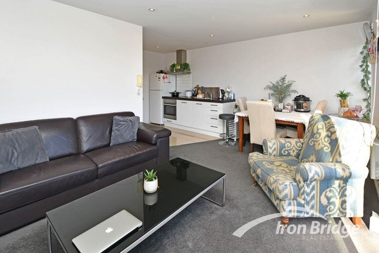 Photo of property in 10/318 Barbadoes Street, Christchurch Central, Christchurch, 8011