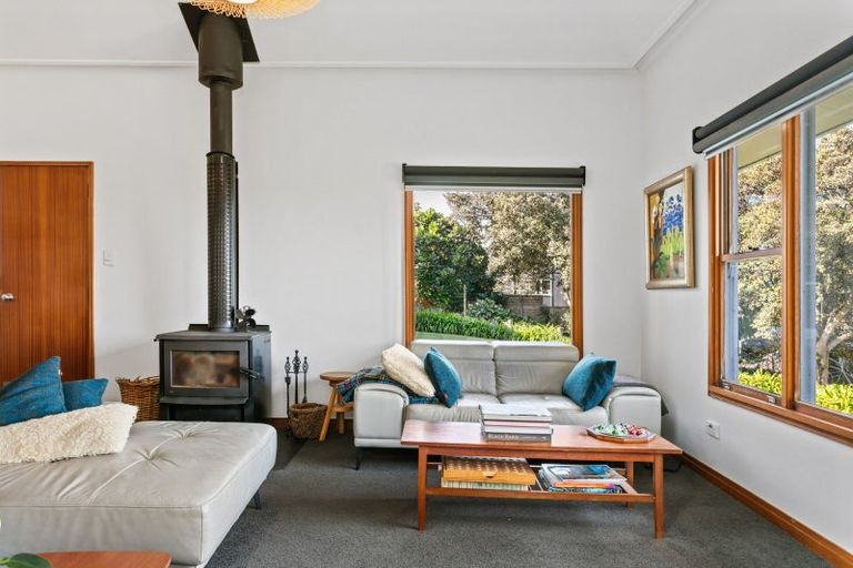 Photo of property in 43 Moana Road, Okitu, Gisborne, 4010