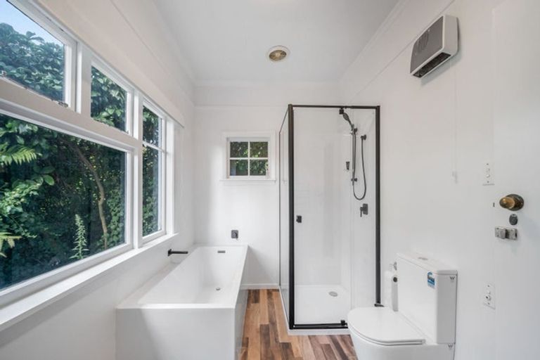 Photo of property in 15 Wittys Road, Avonhead, Christchurch, 8042