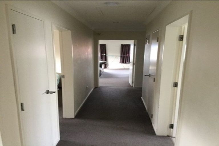 Photo of property in 12a Hiwi Crescent, Titahi Bay, Porirua, 5022