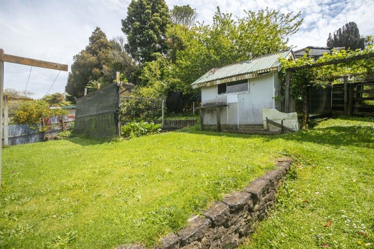 Photo of property in 44 Stafford Street, Waitara, 4320