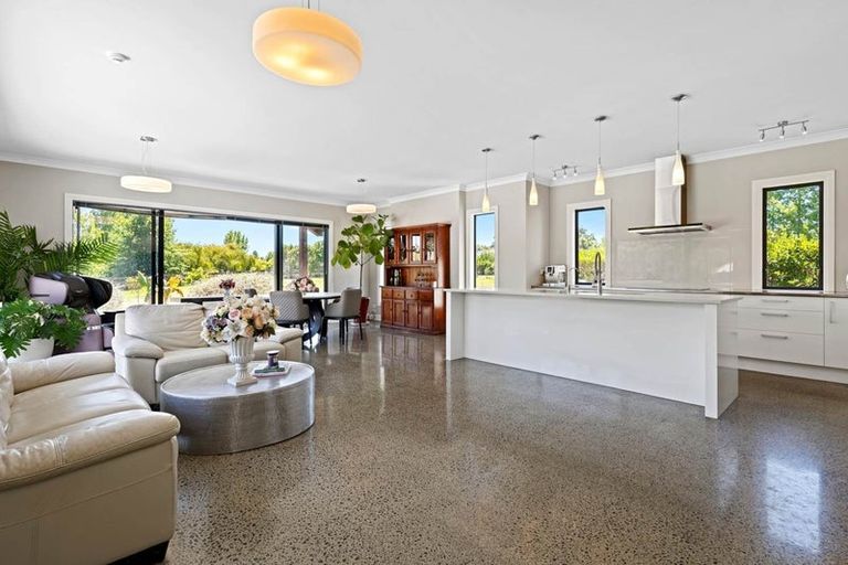 Photo of property in 166j Postman Road, Dairy Flat, Albany, 0794