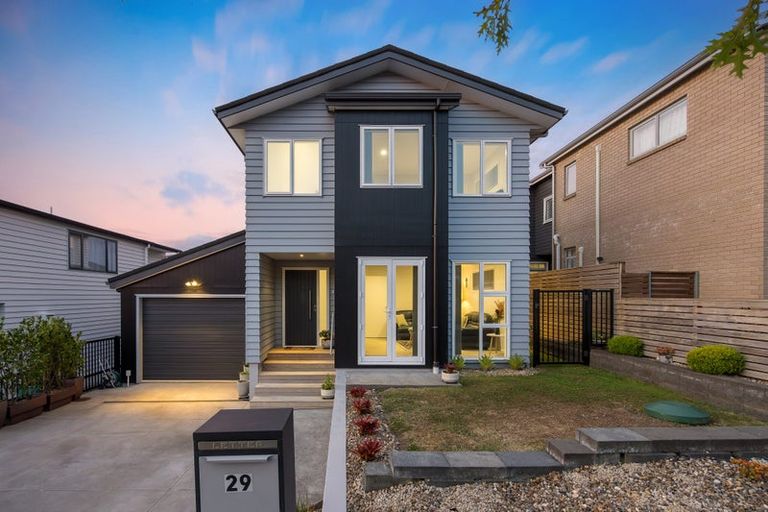 Photo of property in 29 Cavalli Road, Long Bay, Auckland, 0630