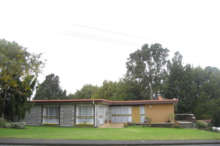 Photo of property in 267 Huatoki Street, Upper Vogeltown, New Plymouth, 4310