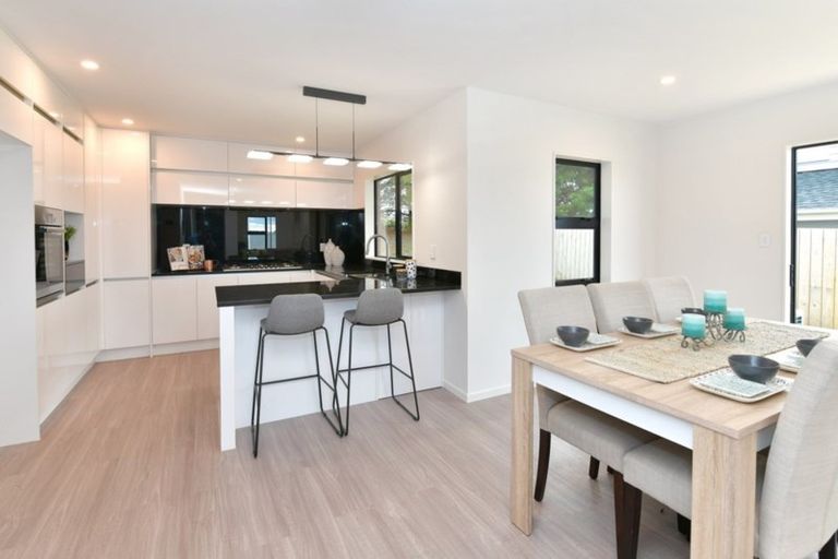 Photo of property in 46 Resolution Drive, Gulf Harbour, Whangaparaoa, 0930