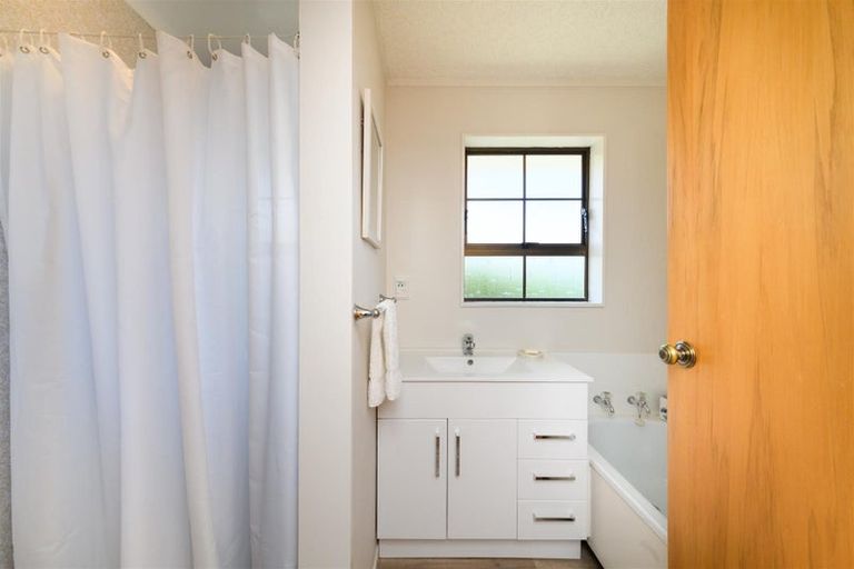 Photo of property in 153a High Street, Bulls, 4818