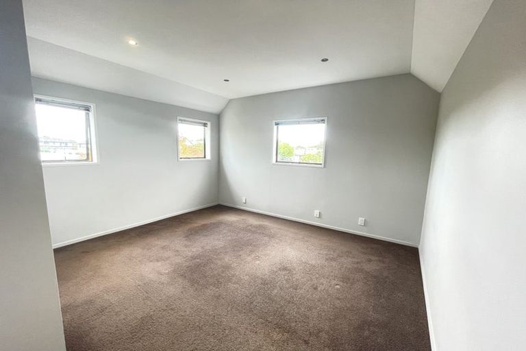 Photo of property in 77 Abberley Crescent, St Albans, Christchurch, 8014