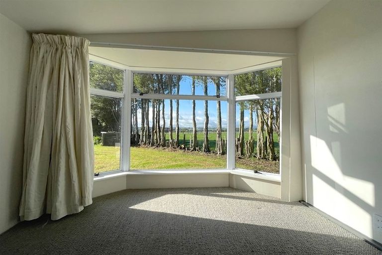 Photo of property in 14 Borthwick Street, Brixton, Waitara, 4382