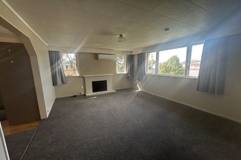 Photo of property in 3 Bruce Avenue, Glenview, Hamilton, 3206