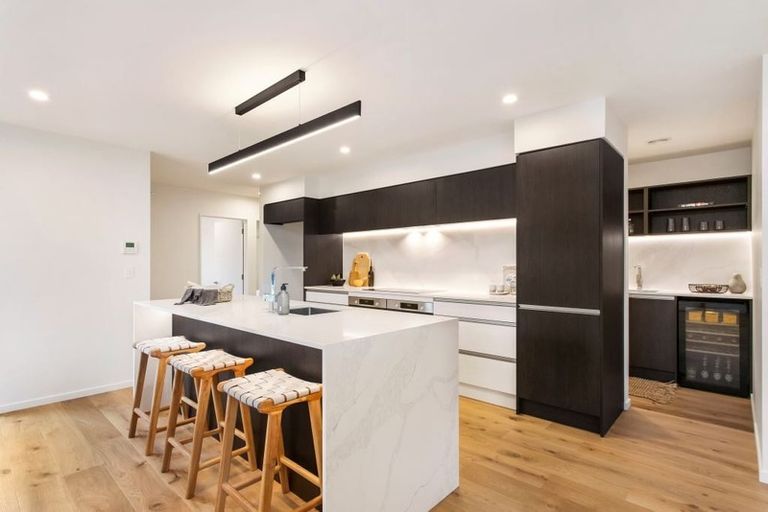 Photo of property in 35 Tui Street, Fendalton, Christchurch, 8041