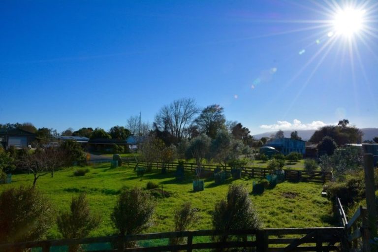 Photo of property in 68 Waverley Street, Karamea, 7893