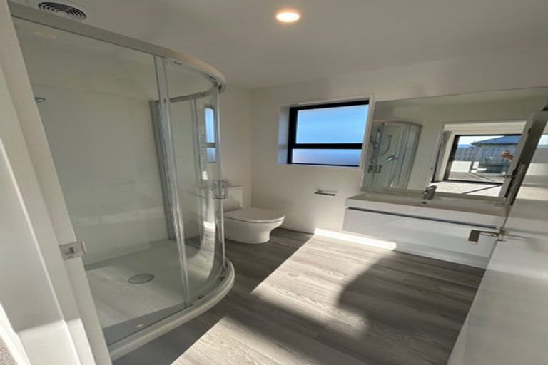 Photo of property in Northlake, 32 Riverslea Road, Wanaka, 9305