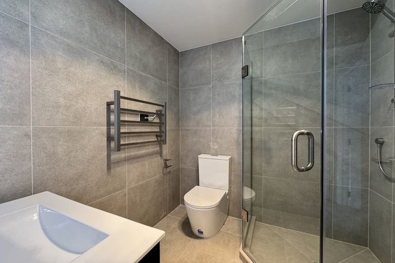 Photo of property in 7/399 Massey Road, Mangere East, Auckland, 2024