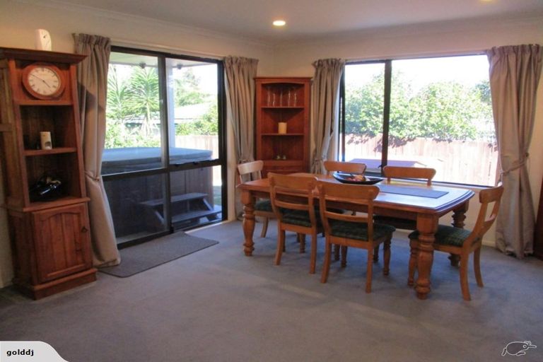 Photo of property in 44 Claude Road, Hillpark, Auckland, 2102