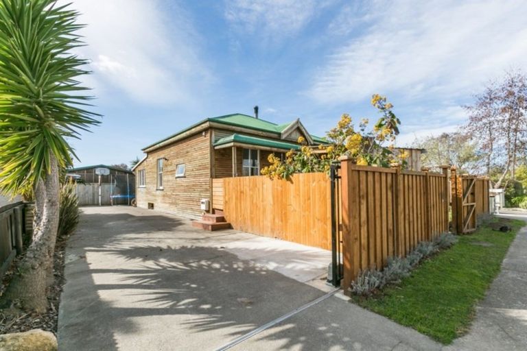 Photo of property in 802 Lyell Street, Akina, Hastings, 4122