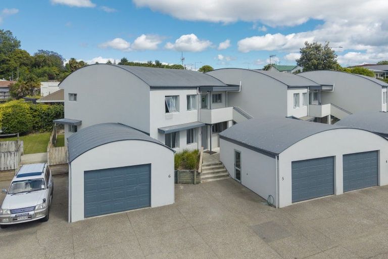 Photo of property in 6/7 Robins Road, Judea, Tauranga, 3110