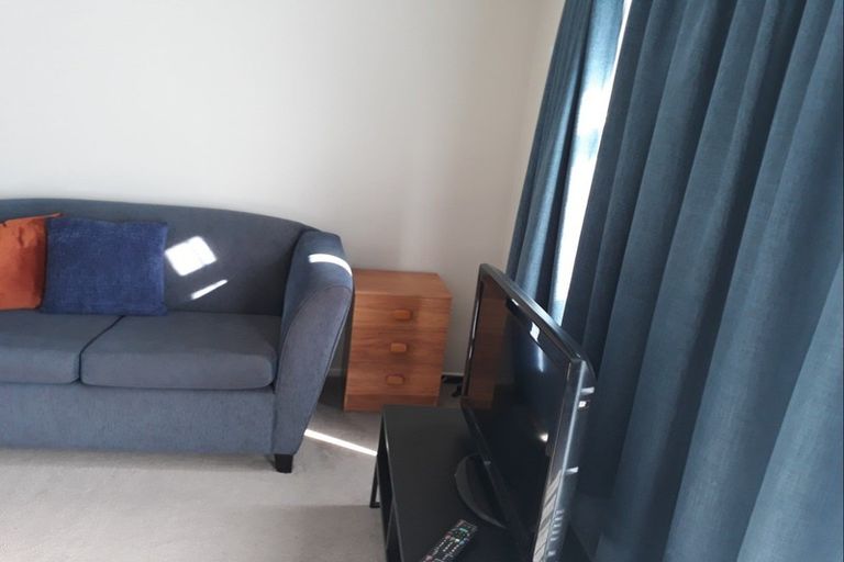 Photo of property in 203 Fitzherbert Avenue, West End, Palmerston North, 4410