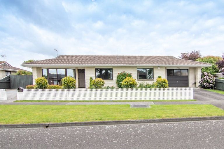 Photo of property in 110 Amberley Avenue, Highbury, Palmerston North, 4412