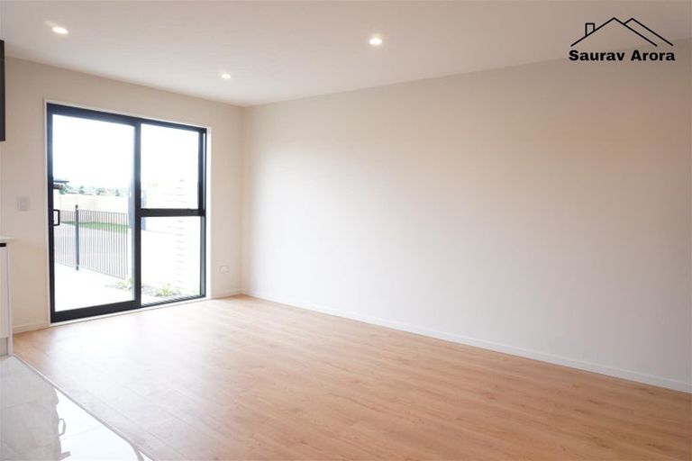 Photo of property in 13 Noia Way, Karaka, Papakura, 2113