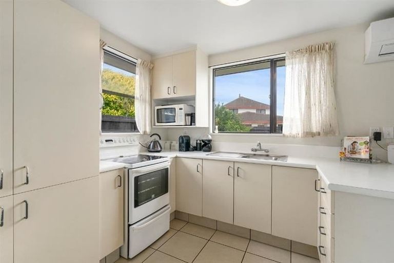 Photo of property in 1/27 Aberfoyle Place, Parklands, Christchurch, 8083