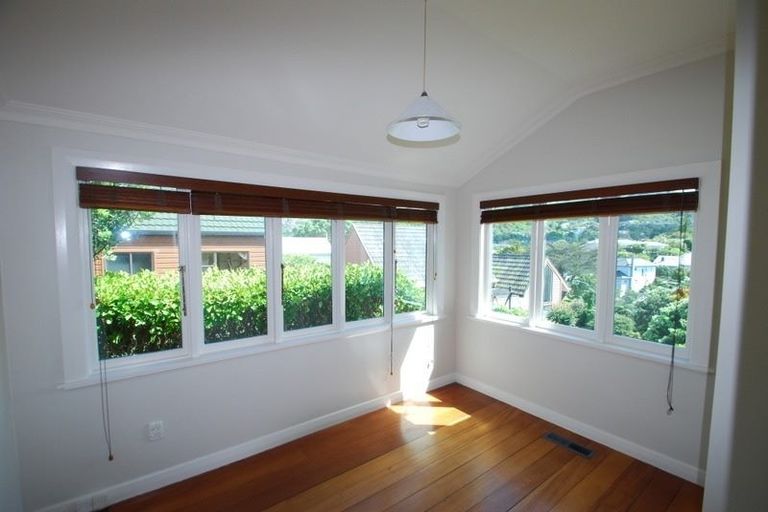 Photo of property in 37 Clutha Avenue, Khandallah, Wellington, 6035