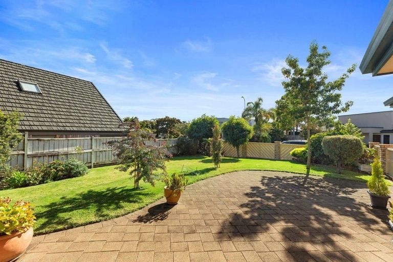 Photo of property in 1 Sissinghurst Court, Bethlehem, Tauranga, 3110