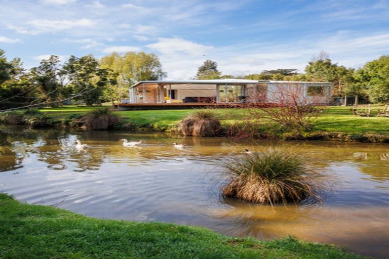 Photo of property in 849b Makerua Road, Tokomaru, Palmerston North, 4474