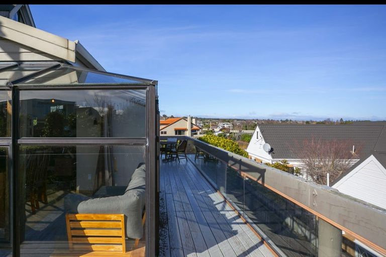 Photo of property in 12 Harvey Street, Waipahihi, Taupo, 3330