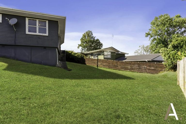 Photo of property in 80 La Trobe Street, Pakuranga Heights, Auckland, 2010