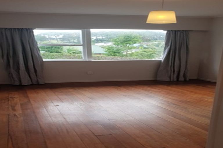 Photo of property in 71a Park Rise, Campbells Bay, Auckland, 0630