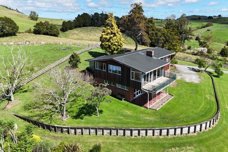 Photo of property in 123 Whakapirau Road, Wellsford, 0973