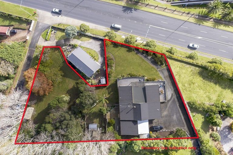 Photo of property in 159 Whangaparaoa Road, Red Beach, 0932