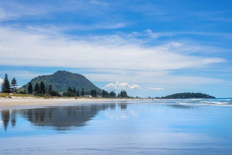 Photo of property in 302/136 Marine Parade, Mount Maunganui, 3116