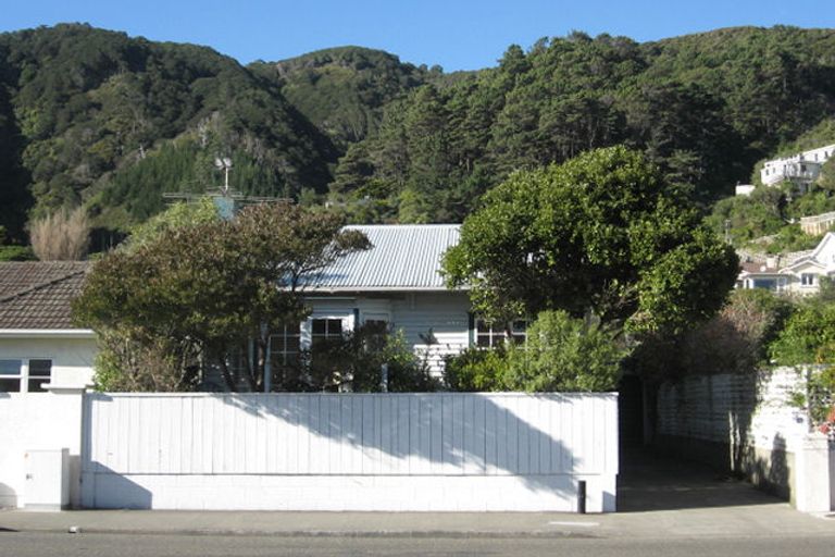 Photo of property in 95 Muritai Road, Eastbourne, Lower Hutt, 5013