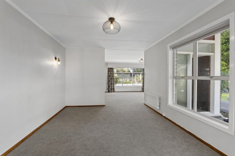 Photo of property in 9 Tawa Street, Inglewood, 4330