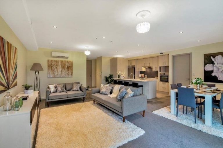 Photo of property in 1/23 Wellington Street, Howick, Auckland, 2014