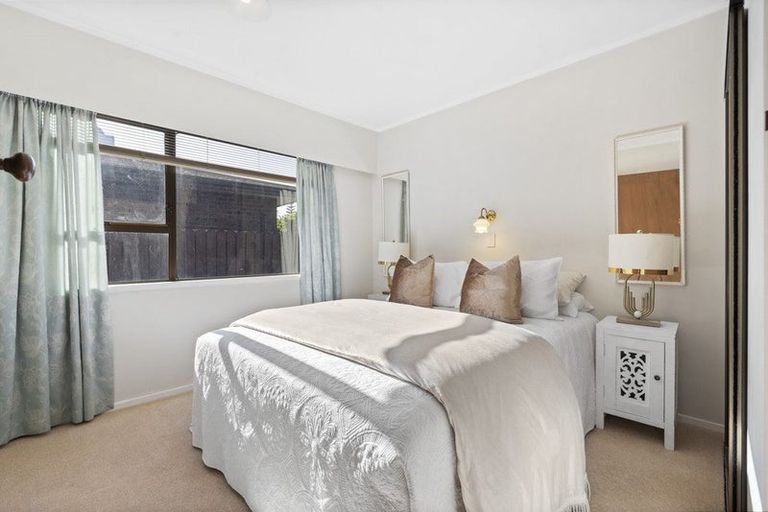 Photo of property in 2 Empire Road, Orewa, 0931