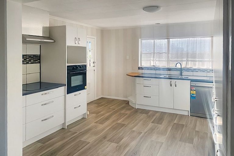 Photo of property in 7 Dunallen Avenue, Marton, 4710