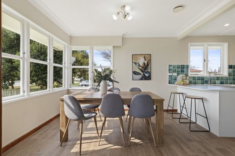 Photo of property in 89 Kitchener Road, Waiuku, 2123