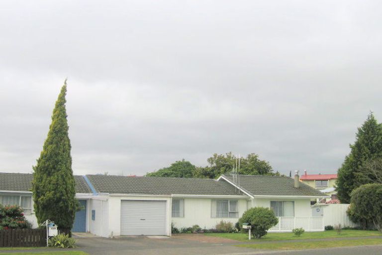 Photo of property in 2/22 Hyde Avenue, Richmond Heights, Taupo, 3330
