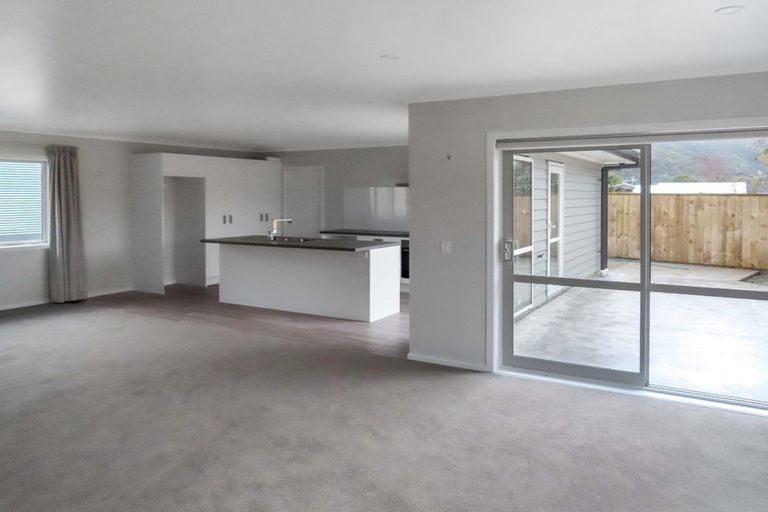 Photo of property in 8a Karaka Street, Wainuiomata, Lower Hutt, 5014